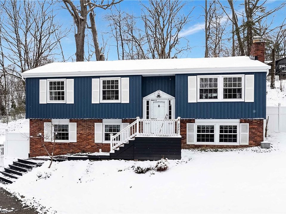 1st image of 2221 Washington Rd