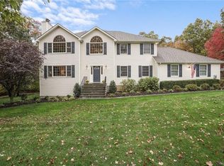 50 Lindy Dr, Carmel, NY 10512