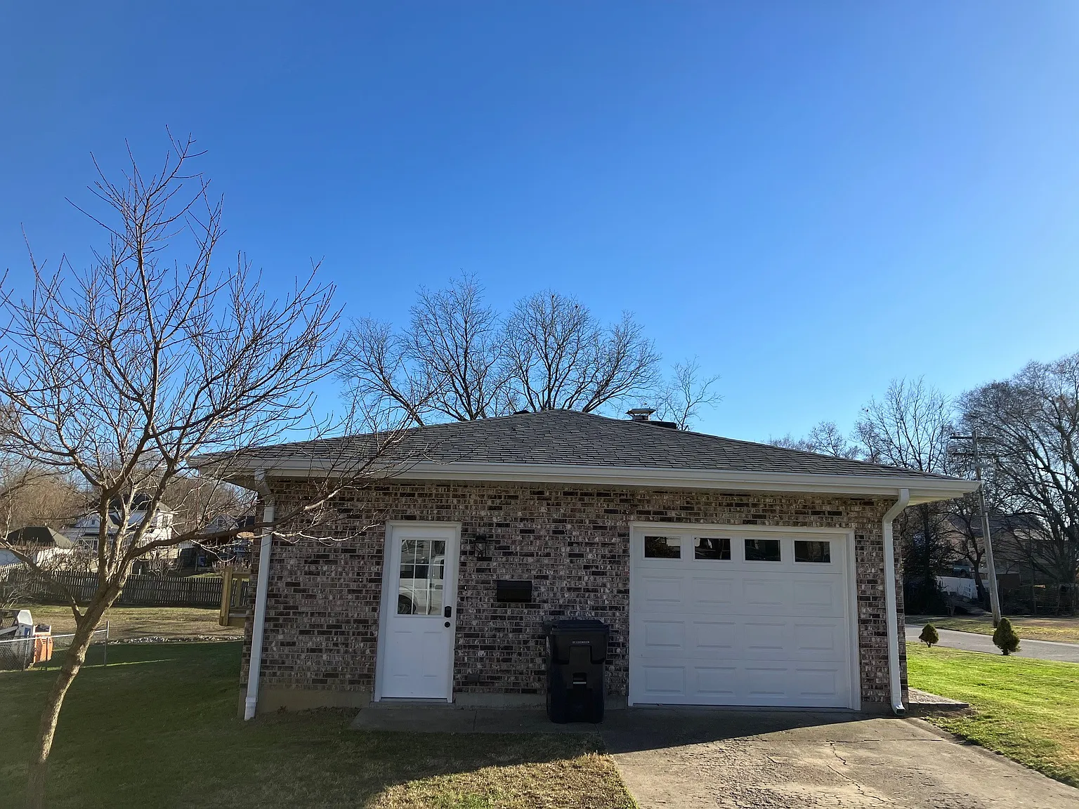3 bed, 1500 sqft, $1,800 — Photo 2