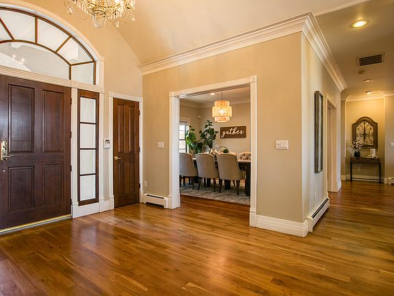 5th image of 5819 Tierra Viva Pl NW