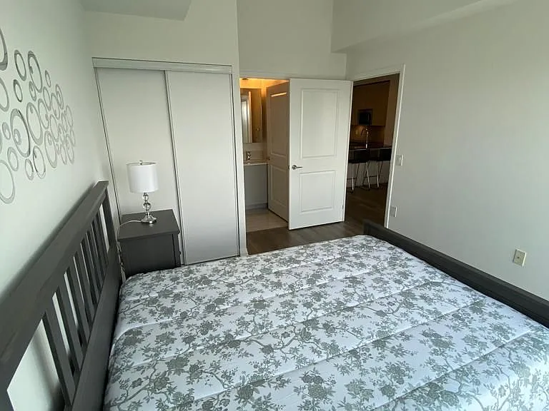 99 Eagle Rock Way #819 — Photo 18