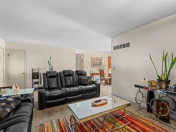 5th image of 8165 Greeley Ave
