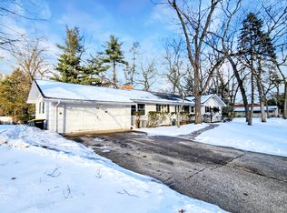 556 Converse St, Longmeadow, MA 01106