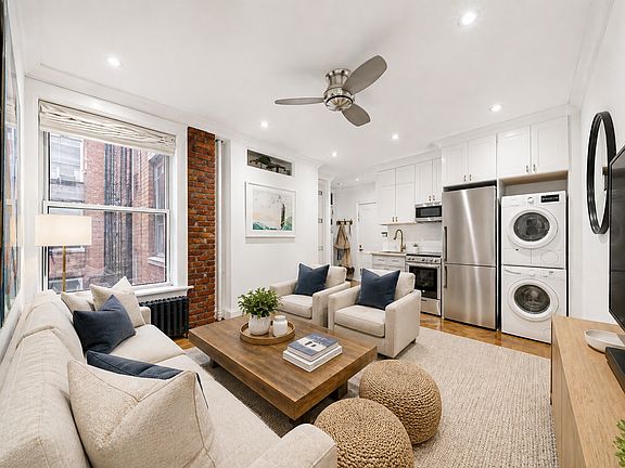 2nd image of 162 W 13th St APT 66