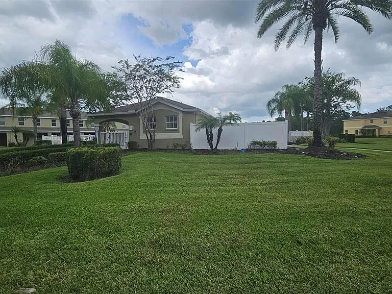 8548 Gablebend Way — Photo 43