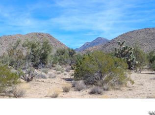 5563 E Box Canyon Dr, Yucca, AZ 86438