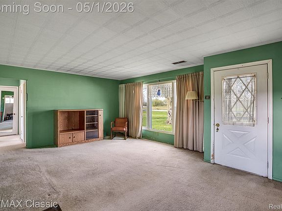 5th image of 11024 Dennison Rd