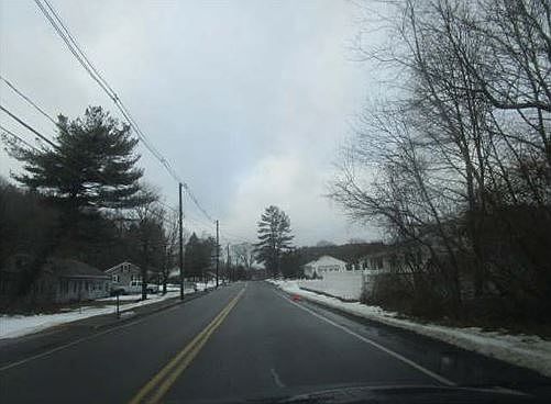 2nd image of 507 Summer St