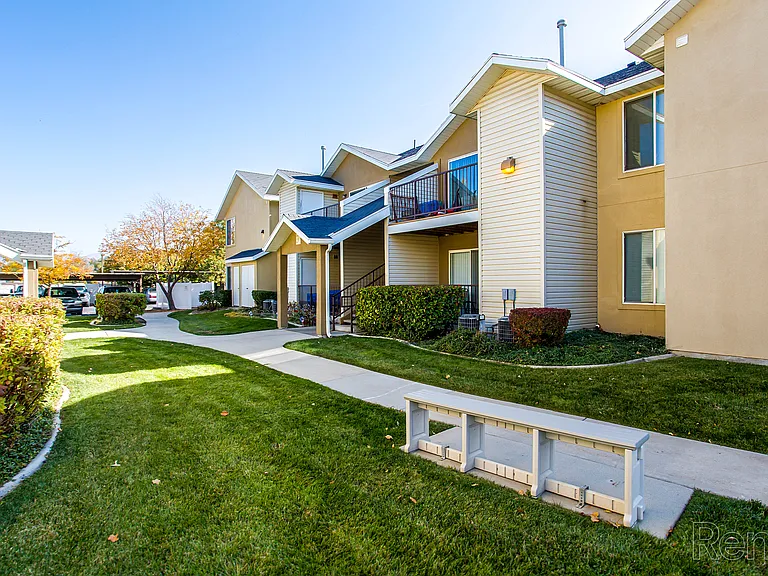 Victoria Woods (55+ Community) — Photo 15