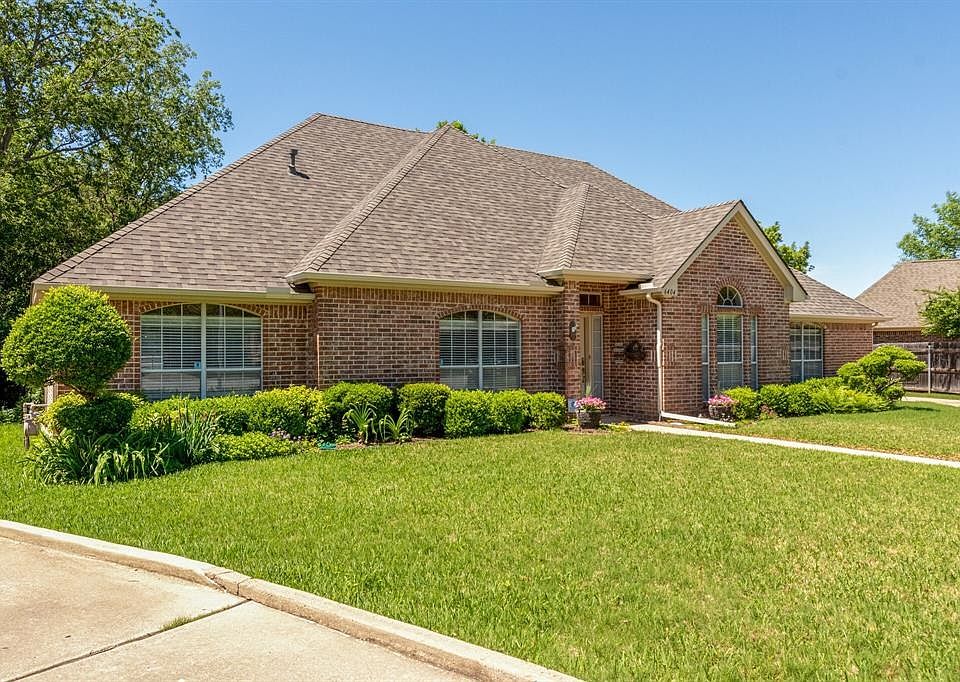1st image of 6404 Royal Ct