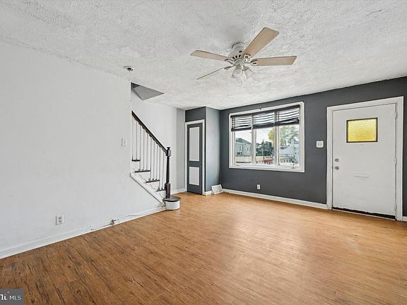 5th image of 5233 N Mascher St