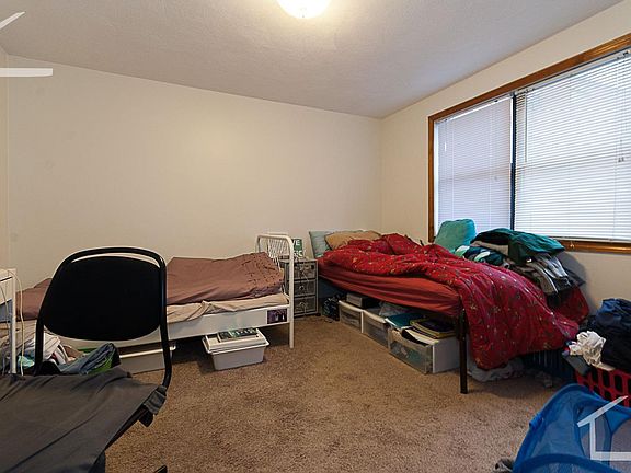 3rd image of 5 Darling St APT 5