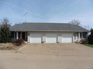 313 N 8th St, De Soto, MO