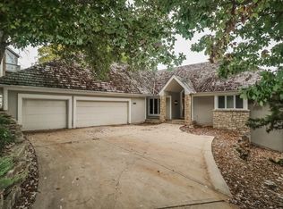 24771 W 103rd Ter, Olathe, KS 66061