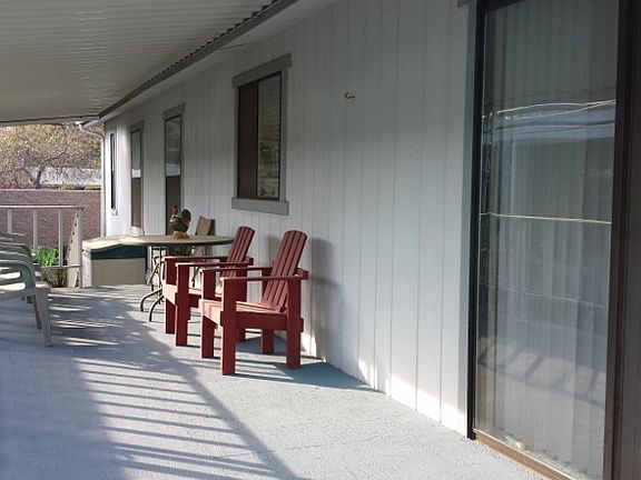 2nd image of 2706 W Ashlan Ave Space 70