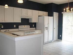 2nd image of 304 Mannington Dr