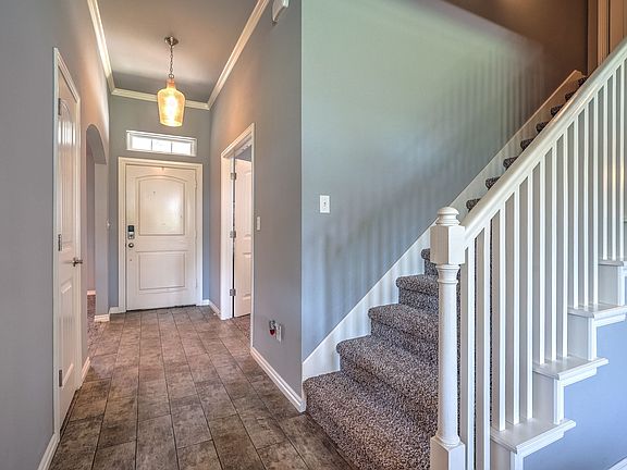 4th image of 10469 S 198th West Ave