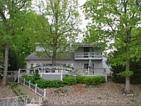 2nd image of 2175 Valley Rd