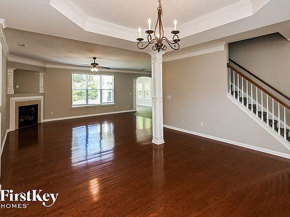 4th image of 515 Wrayhill Dr