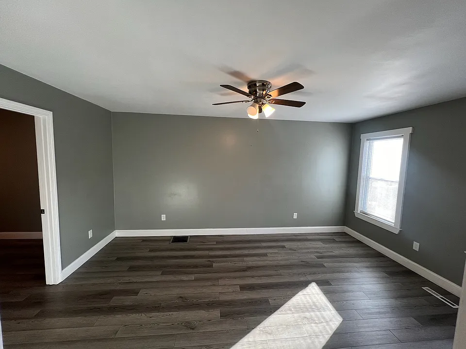 96 Plymouth St #4