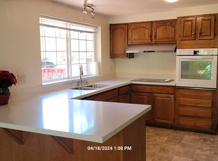 17315 108th Ave NE, Bothell, WA 98011
