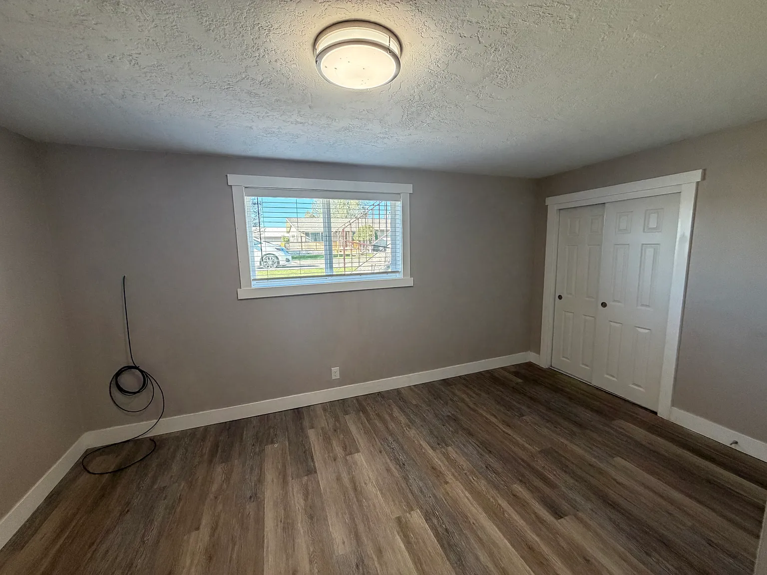2 bed, 1000 sqft, $1,095 — Photo 4