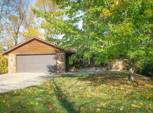 7109 W River Oaks Rd, Columbia, MO 65203