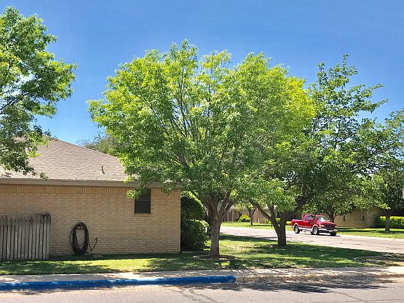 3rd image of 4201 Russell Dr