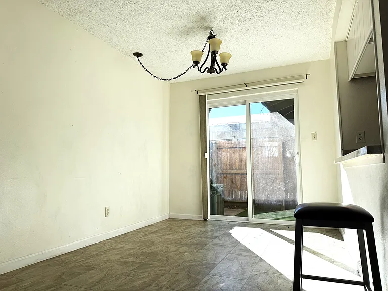 6044 S Willow Way — Photo 11