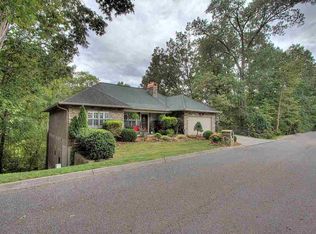 320 Saddleback Way, Sevierville, TN 37862