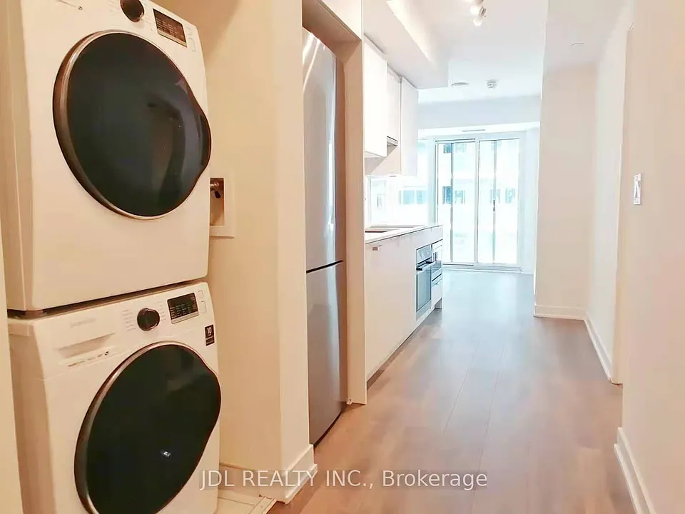 99 Broadway Ave #3008