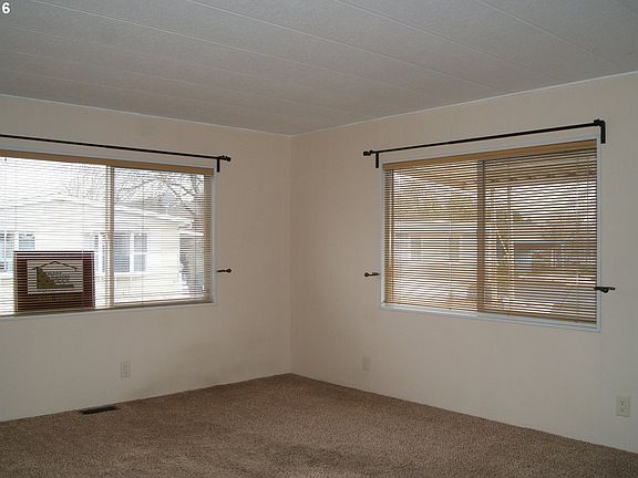 3rd image of 15509 SE Mill Plain Blvd Unit 81