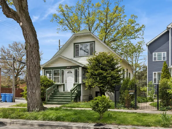7220 N Hamilton Ave, Chicago, IL 60645