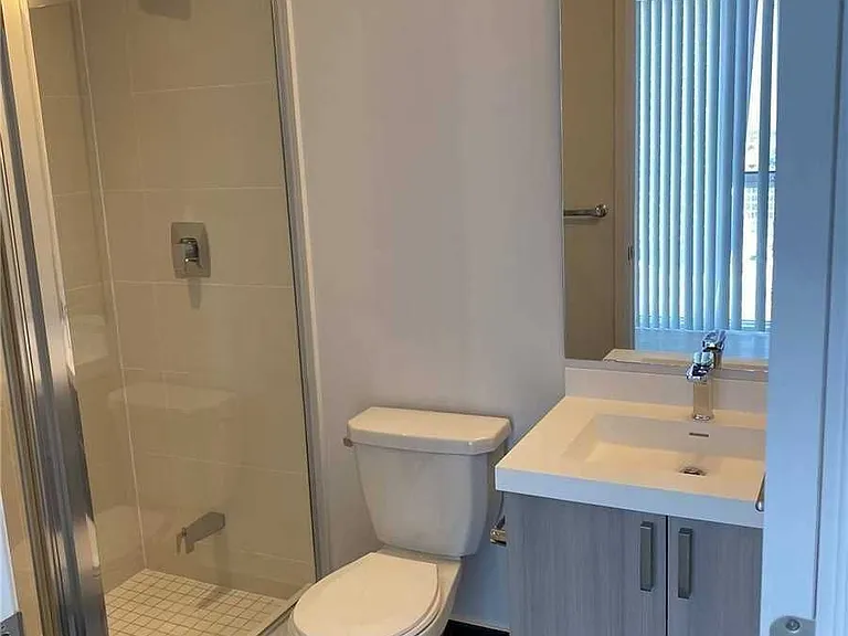 7895 Jane St #1515 — Photo 9