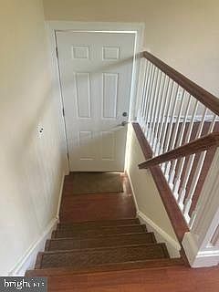 3rd image of 2110 Strahle St