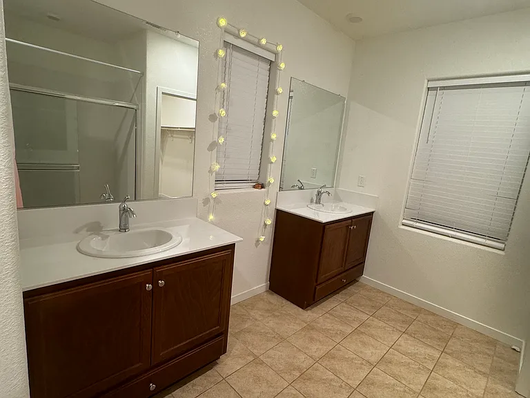 Master rest room