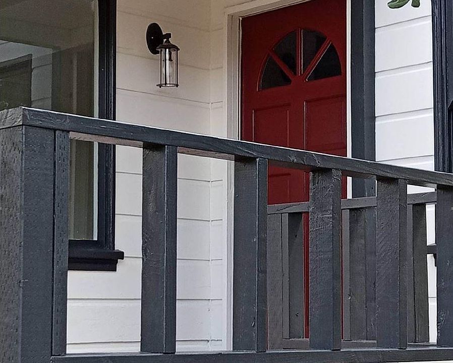 1st image of 319 Laurel Dr