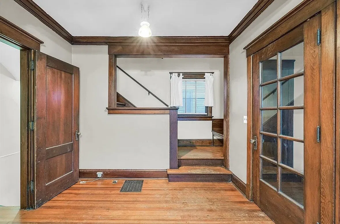 3 bed, 1500 sqft, $1,600 — Photo 2