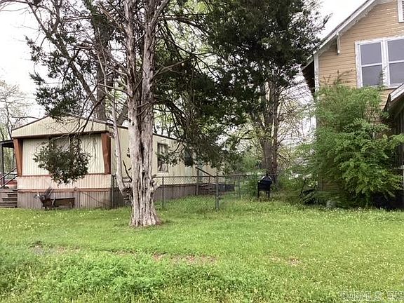 4th image of 614 & 618 Gee St