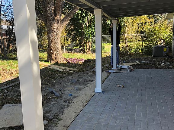 4th image of 4903 Benham Dr