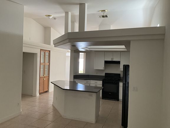 5th image of 9554 Adobe Arch Ct