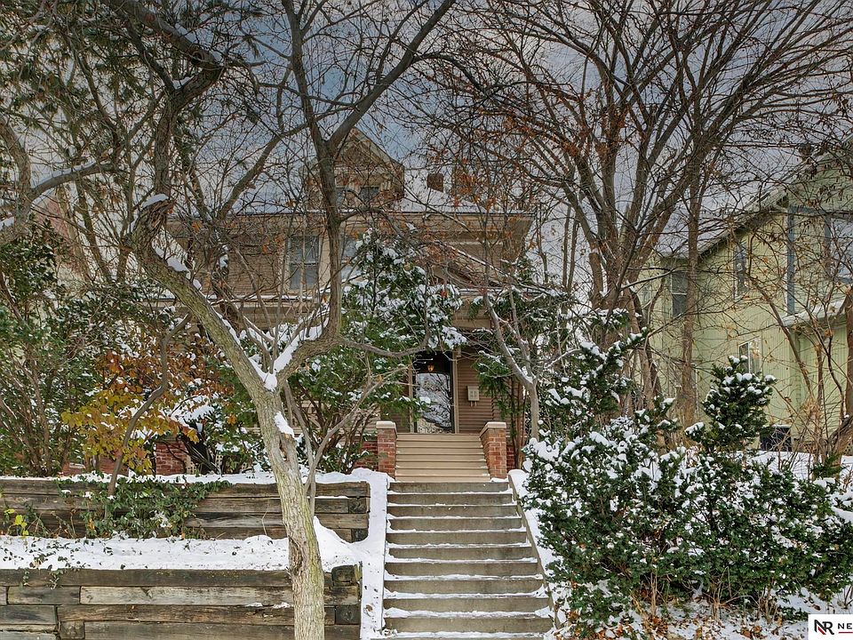 1st image of 1330 S 31st St