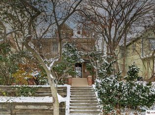 1330 S 31st St, Omaha, NE 68105