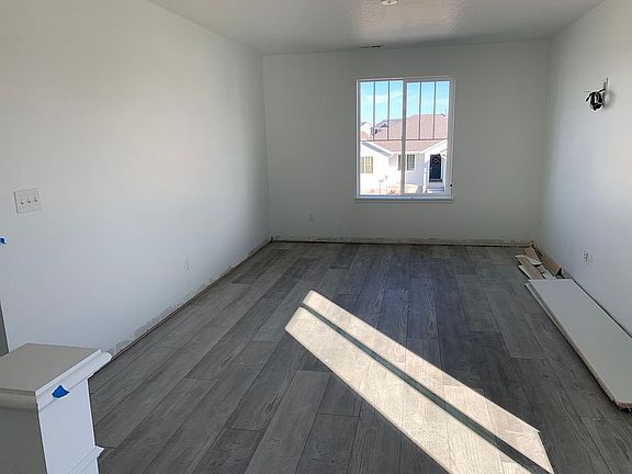 3rd image of 6459 N Black Ridge Dr