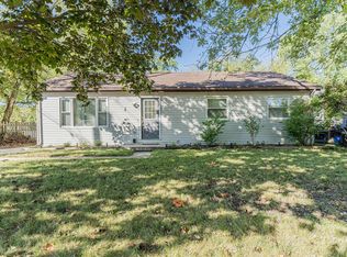 1 Wander Way, Lake In The Hills, IL 60156