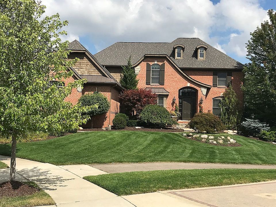 1st image of 48218 Heather Ct