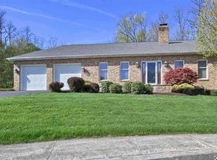 7 James Cir, Shippensburg, PA 17257