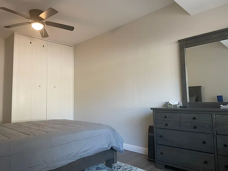 110 Gladys Ave #A — Photo 28