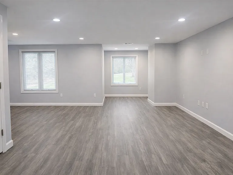 108 Norton Ave #9 — Photo 3