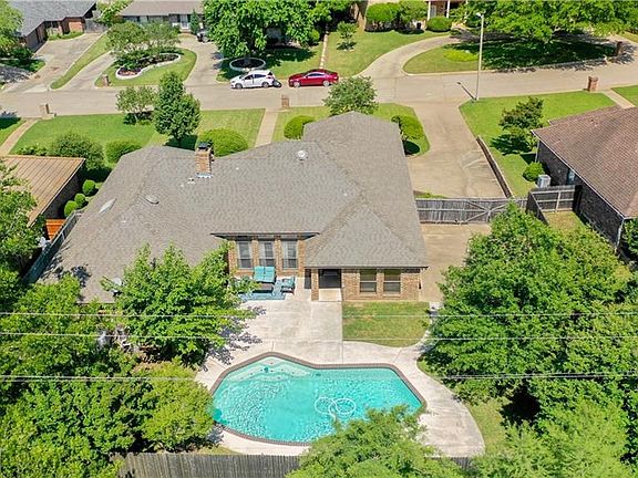 4th image of 11 Creekmere Dr